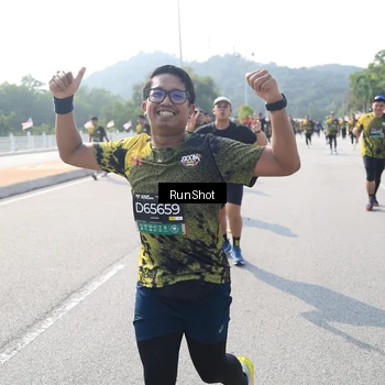 Runner Photo 6934147