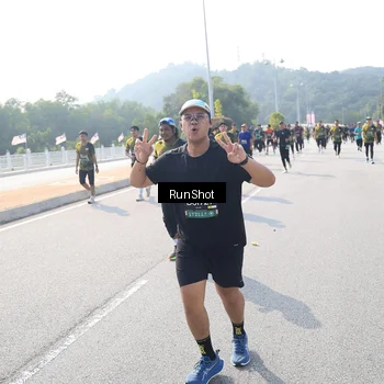 Runner Photo 6934150