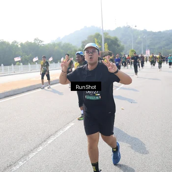 Runner Photo 6934151