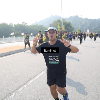 Runner Photo 6934154
