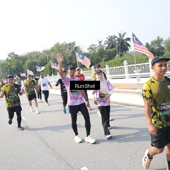 Runner Photo 6934155