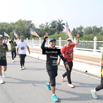 Runner Photo 6934166