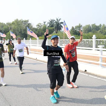 Runner Photo 6934168