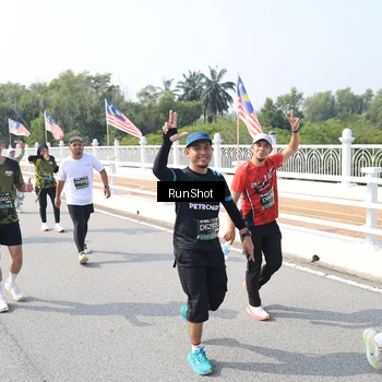 Runner Photo 6934169