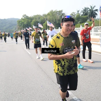 Runner Photo 6934170