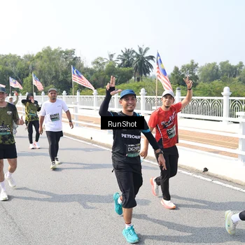 Runner Photo 6934176