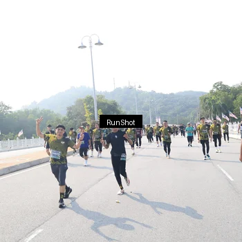 Runner Photo 6934180