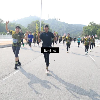 Runner Photo 6934186
