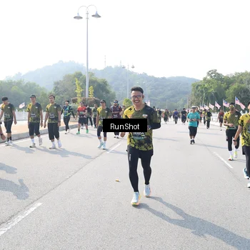 Runner Photo 6934204