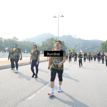 Runner Photo 6934271