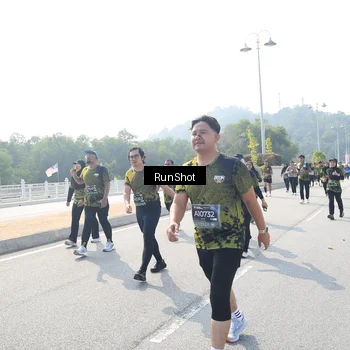 Runner Photo 6934272