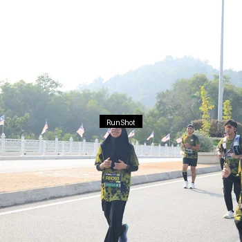 Runner Photo 6934290
