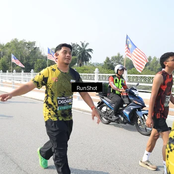 Runner Photo 6934313