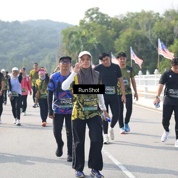 Runner Photo 6934315