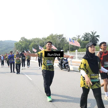 Runner Photo 6934319