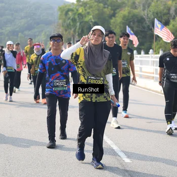 Runner Photo 6934320