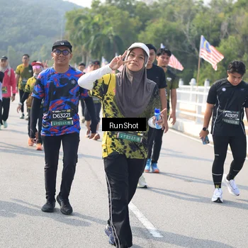 Runner Photo 6934321