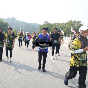 Runner Photo 6934331