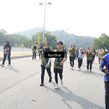 Runner Photo 6934336