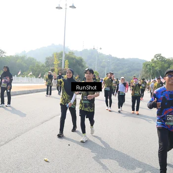 Runner Photo 6934337