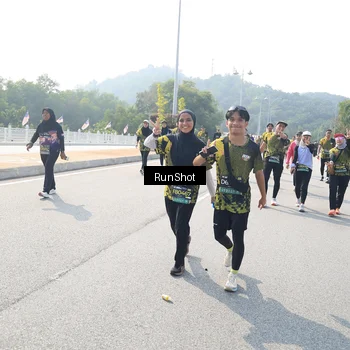 Runner Photo 6934339