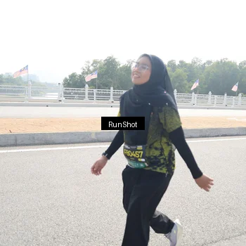Runner Photo 6934343