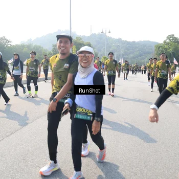 Runner Photo 6934363
