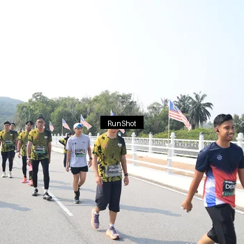 Runner Photo 6934370