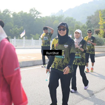 Runner Photo 6934382