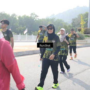 Runner Photo 6934383
