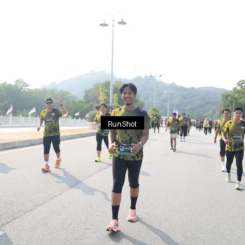Runner Photo 6934399
