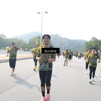 Runner Photo 6934406