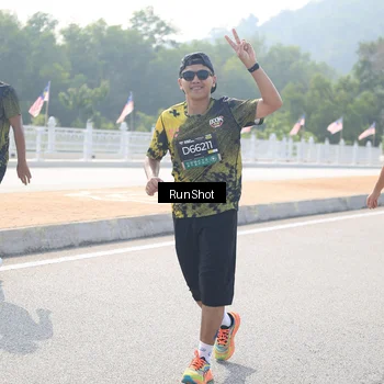 Runner Photo 6934410
