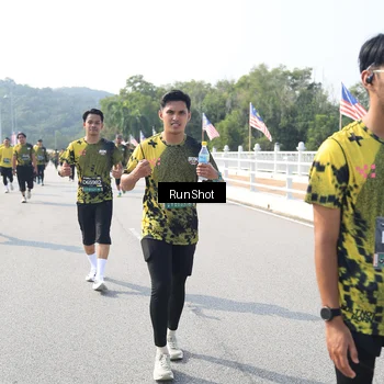 Runner Photo 6934419