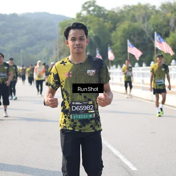 Runner Photo 6934430