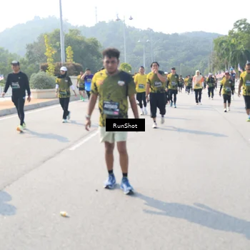 Runner Photo 6934436