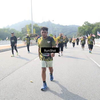 Runner Photo 6934440