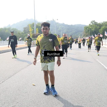 Runner Photo 6934445