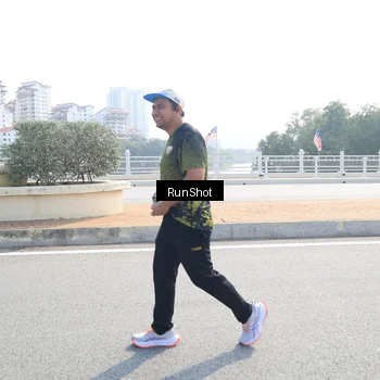 Runner Photo 6934452