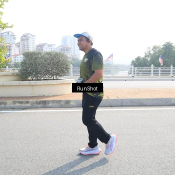 Runner Photo 6934453