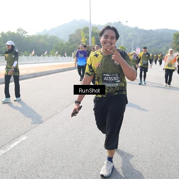 Runner Photo 6934470