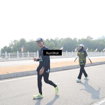 Runner Photo 6934477