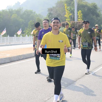 Runner Photo 6934479