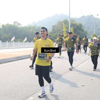 Runner Photo 6934494