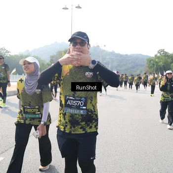 Runner Photo 6934512