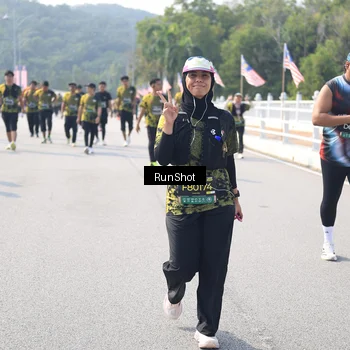 Runner Photo 6934519