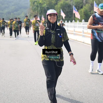 Runner Photo 6934529