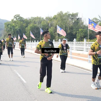 Runner Photo 6934565