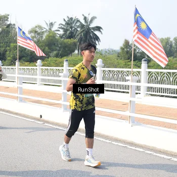 Runner Photo 6934569