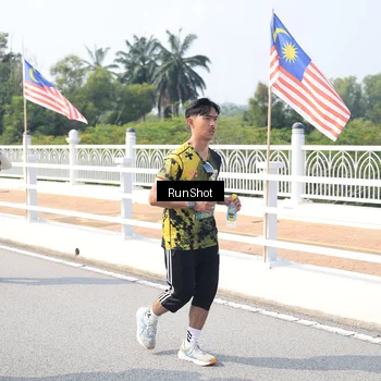 Runner Photo 6934573